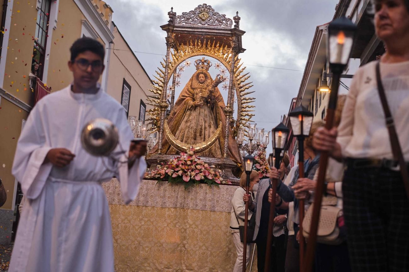 Procesión extraordinaria de la Virgen de Los Remedios