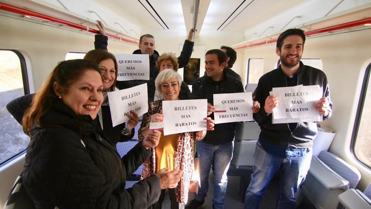 La plataforma Metrotrén ¡Ya! celebra con &quot;satisfacción a medias&quot; el servicio entre Alcolea y Villarrubia