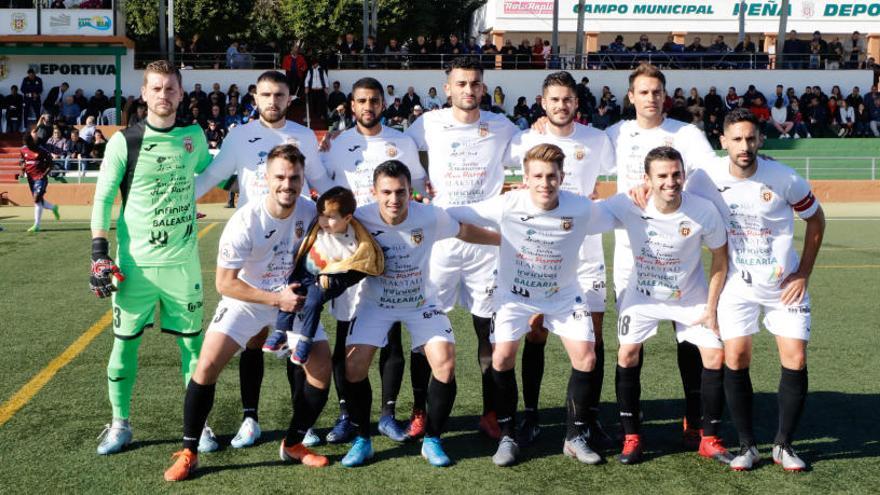 Un once inicial de la Peña Deportiva.