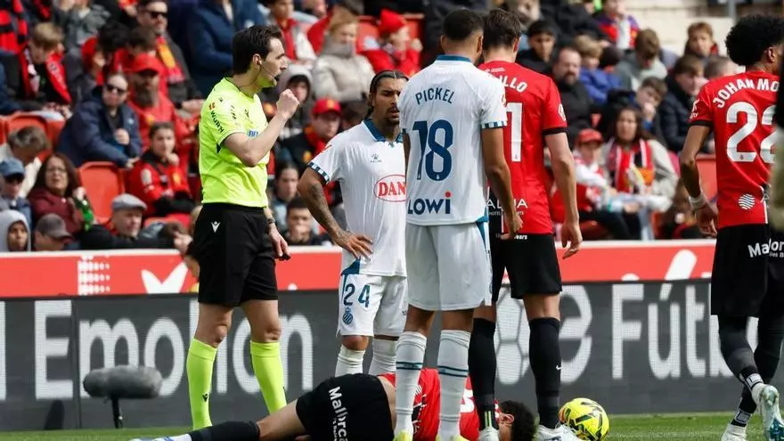 Pickel pasó de héroe a villano: del gol a la expulsión