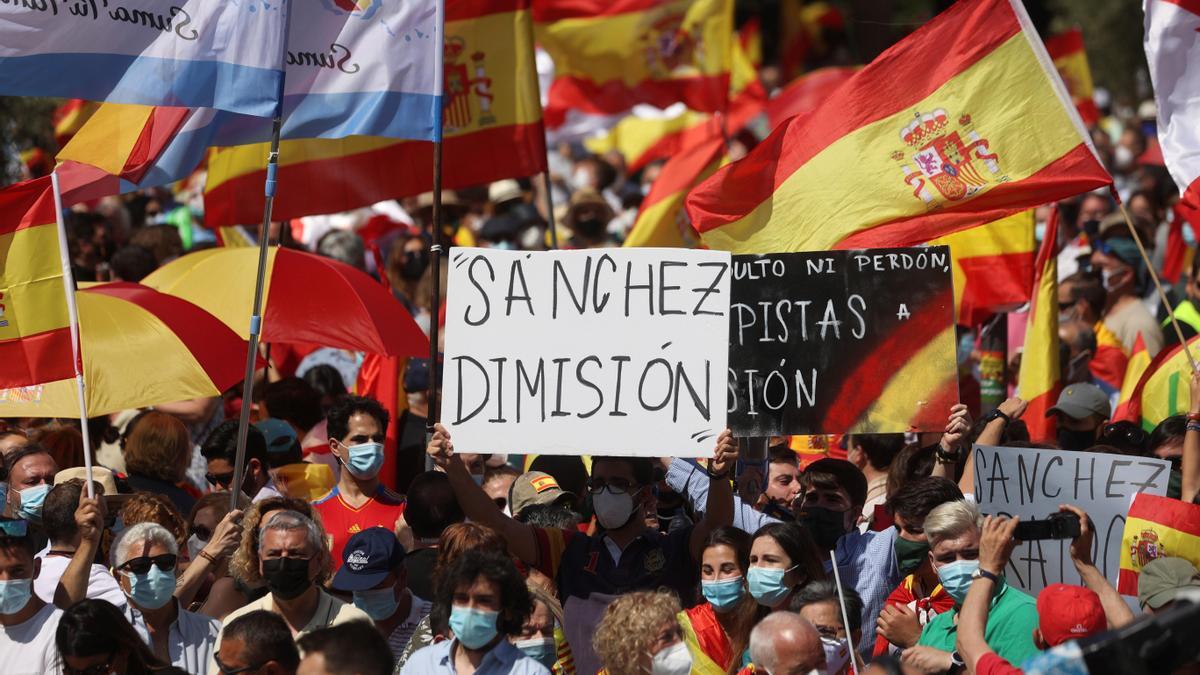 Las derechas se unen contra Sánchez y los indultos en Colón