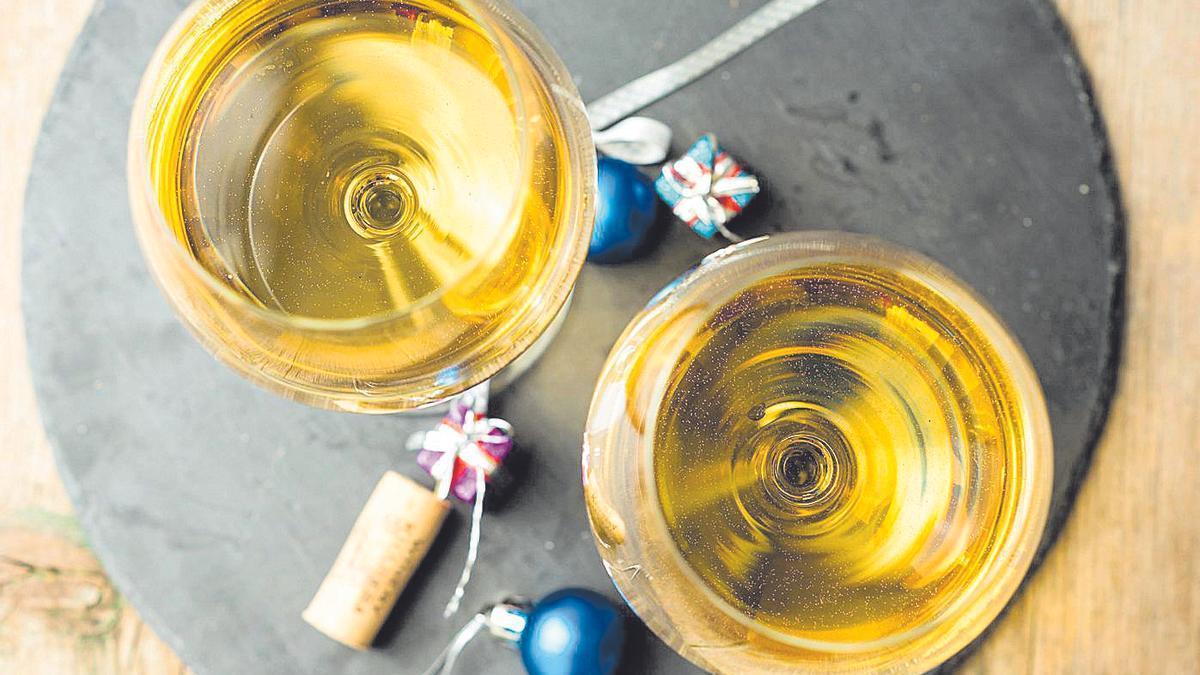 Un brindis con los vinos de Galicia por Navidad.