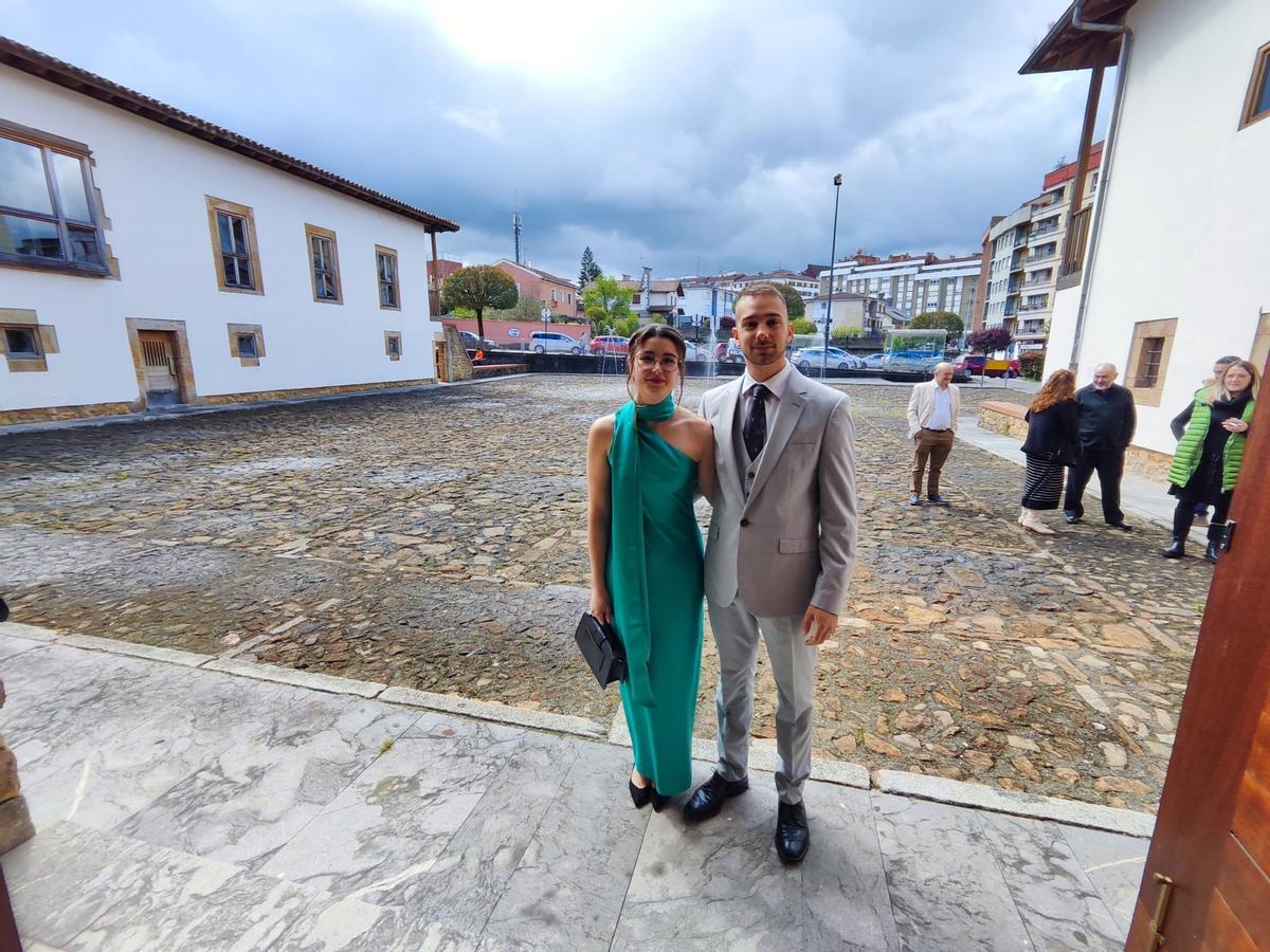 La boda civil de Tamara y Gabriel en Siero, en imágenes La boda civil de Tamara y Gabriel en Siero, en imágenes