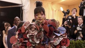 La cantante y diseñadora Rihanna, en la última edición de la gala del Metropolitan Museum de Nueva York.     