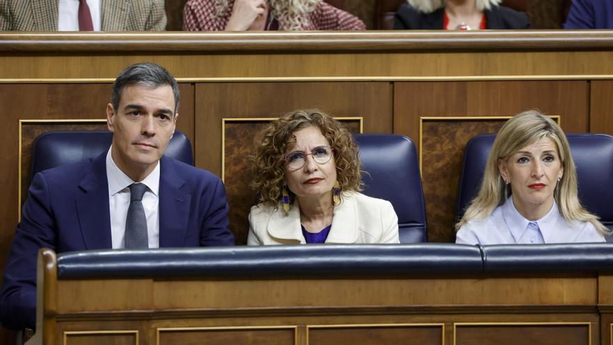Montero defiende ante Díaz la tributación del SMI en pleno choque dentro del Gobierno