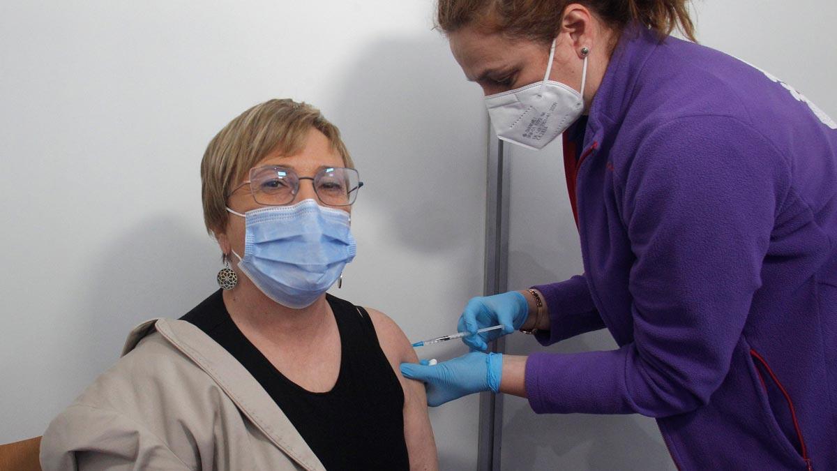 Les comunitats autònomes volen vacunar turistes