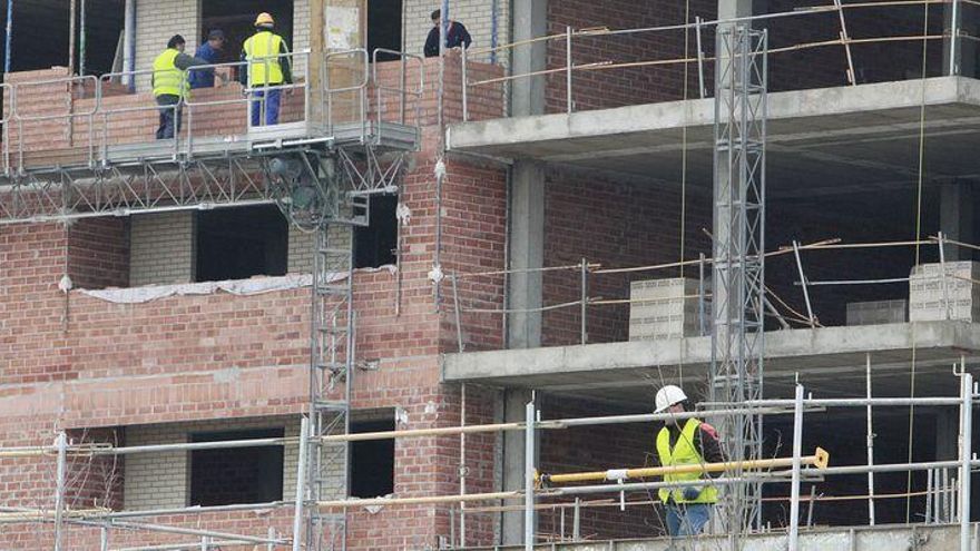 La construcción pisa el acelerador laboral y
crea dos empleos al día en Castellón