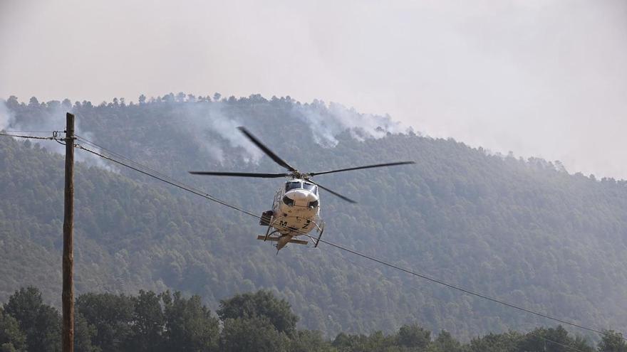 Un incendio en Bullas obliga a desalojar el Salto del Usero