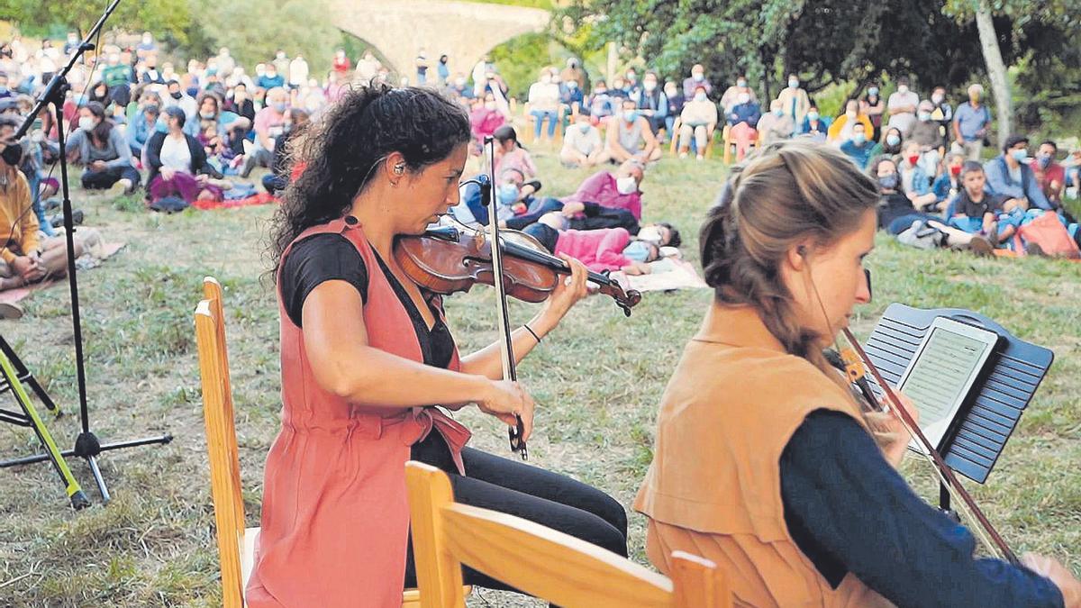 Suakai viajará por otros 15 municipios con su recital de bandas sonoras ‘Luces, Música, ¡Acción!’.