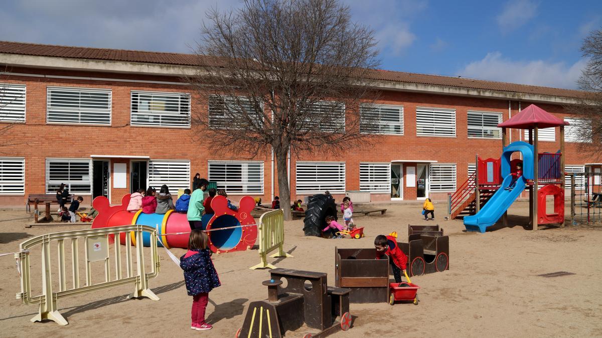 El pati de l&#039;escola Monsenyor Gibert de Sant Fruitós de Bages