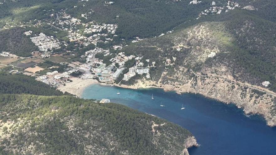 Cala Llonga a vista de pájaro. / X.P.