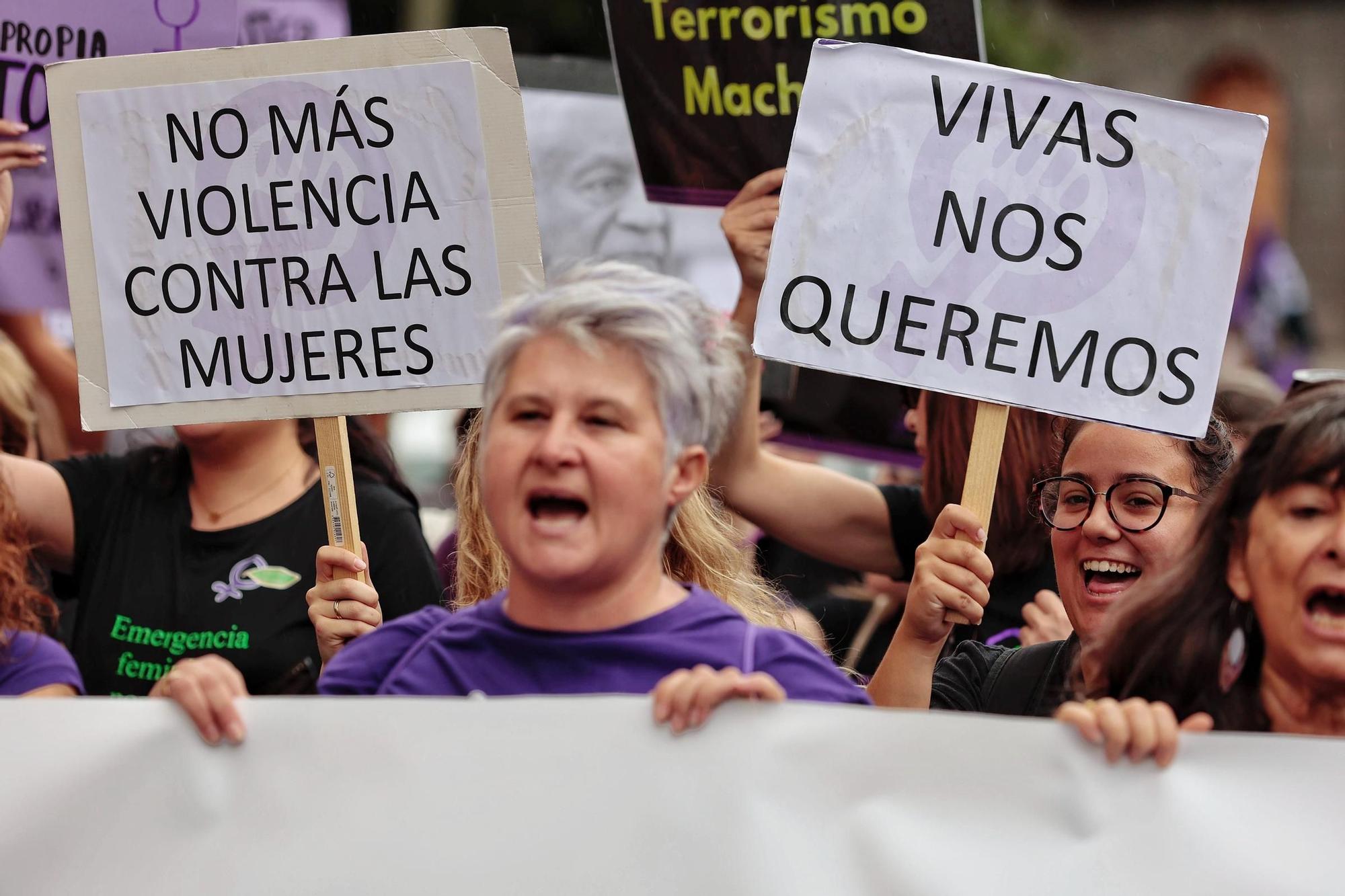 Manifestación por el 25N en Tenerife