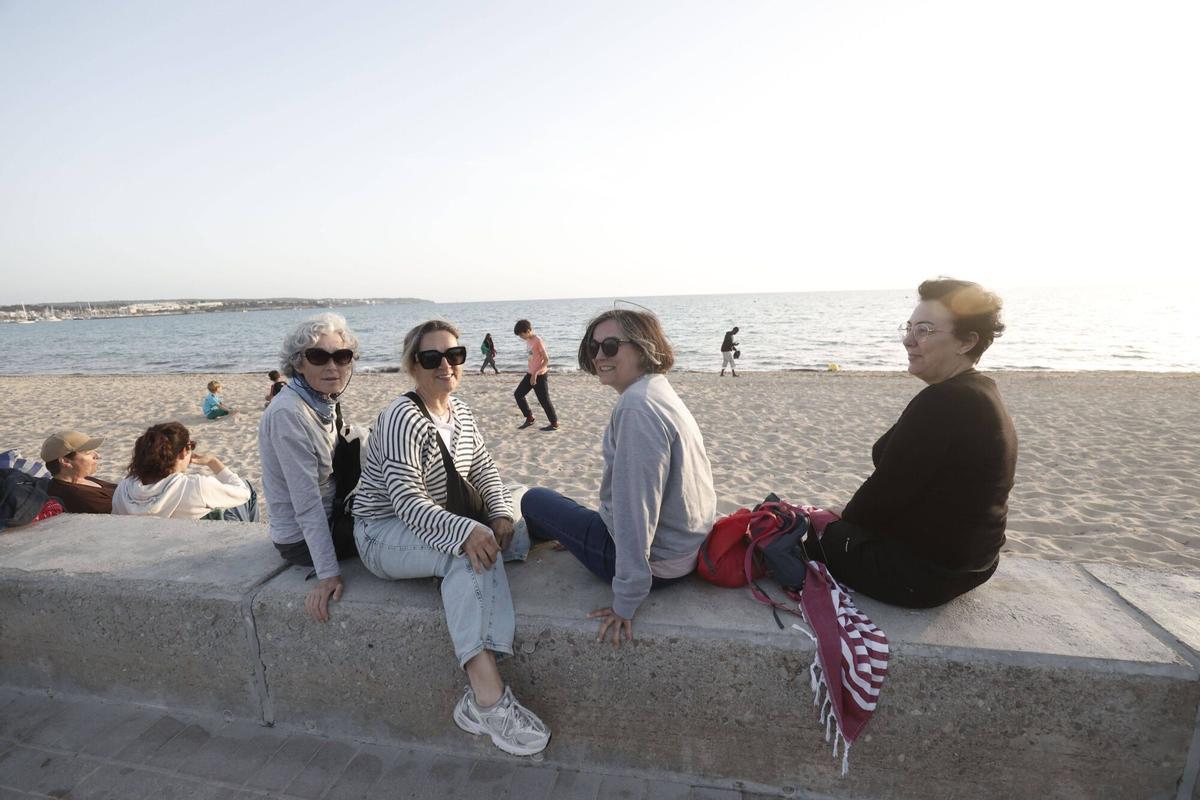 Ensayo del eclipse en Playa de Palma.
