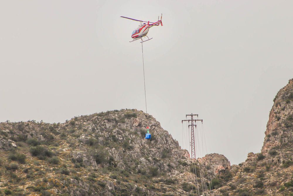 Instalación de torres eléctricas en Orihuela con h