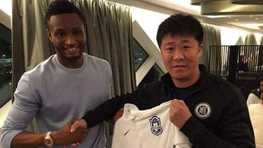 La fiebre del oro autodescarta a Obi Mikel para el Valencia