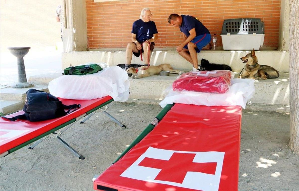 zentauroepp48838156 campamento cruz roja190629130501 zentauroepp48838156 campamento cruz roja190629130501