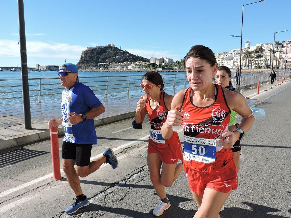 Estos todas las imágenes de la Media Maratón de Águilas