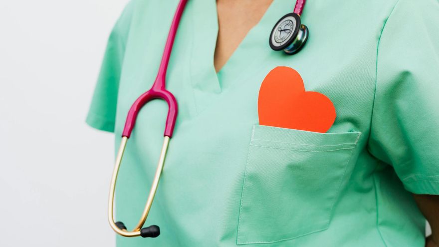 Magdalena Perelló, cardióloga: &quot;El mantra de que hay que caminar 10.000 pasos al día para estar sano es un mito sin evidencia científica&quot;