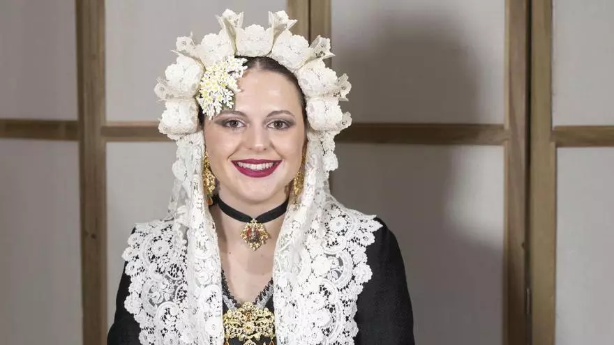 Begoña Molina Berenguer, candidata de la hoguera Gran Vía-Garbinet