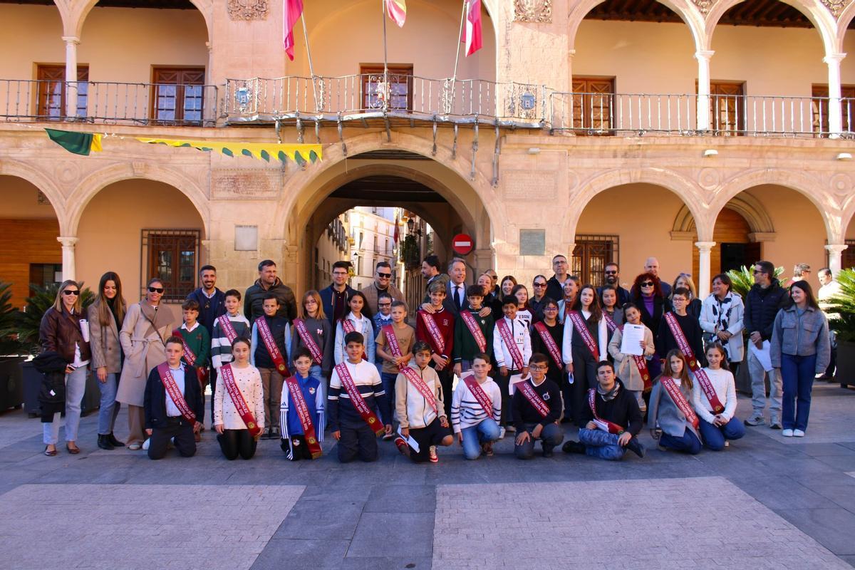 Foto de grupo de los participantes.