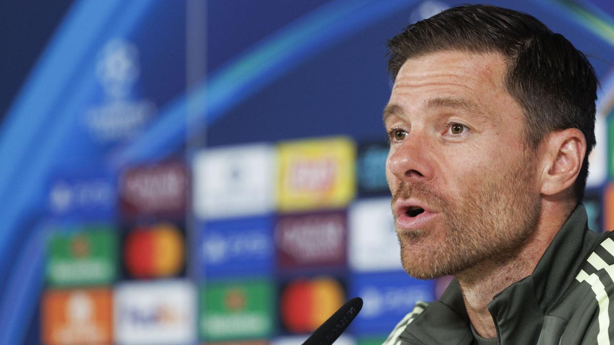 La rueda de prensa de Xabi Alonso y Álvaro Carreras previa al Olympiacos-Real Madrid, en directo