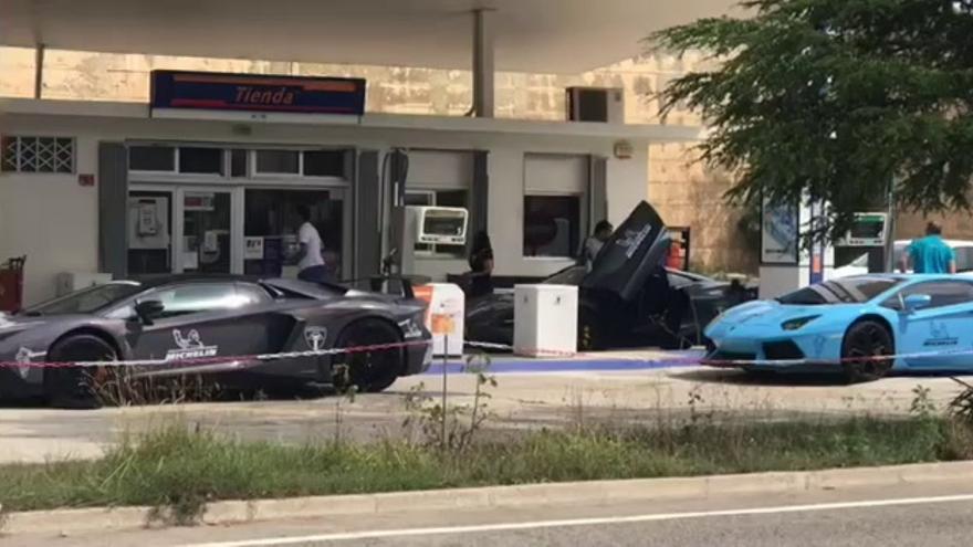 Coches de lujo llegados de Arabia rugen por Castellón