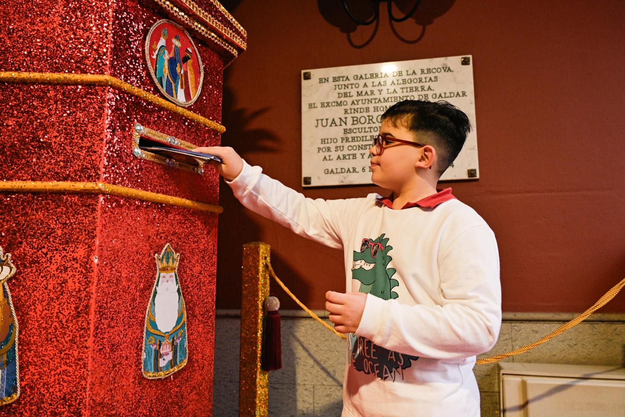 Gáldar brilla en su encendido navideño