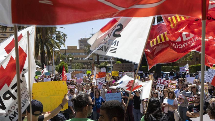 El Stepv convoca una huelga general en la educación pública a finales de mayo