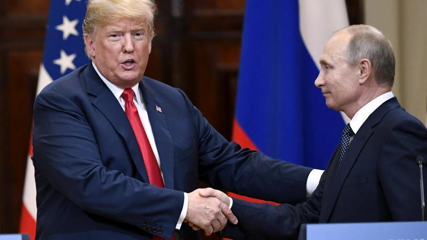 Primera reunión oficial entre Putin y Trump