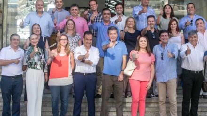 Primera reunión de la nueva dirección del PP en la ciudad de Alicante