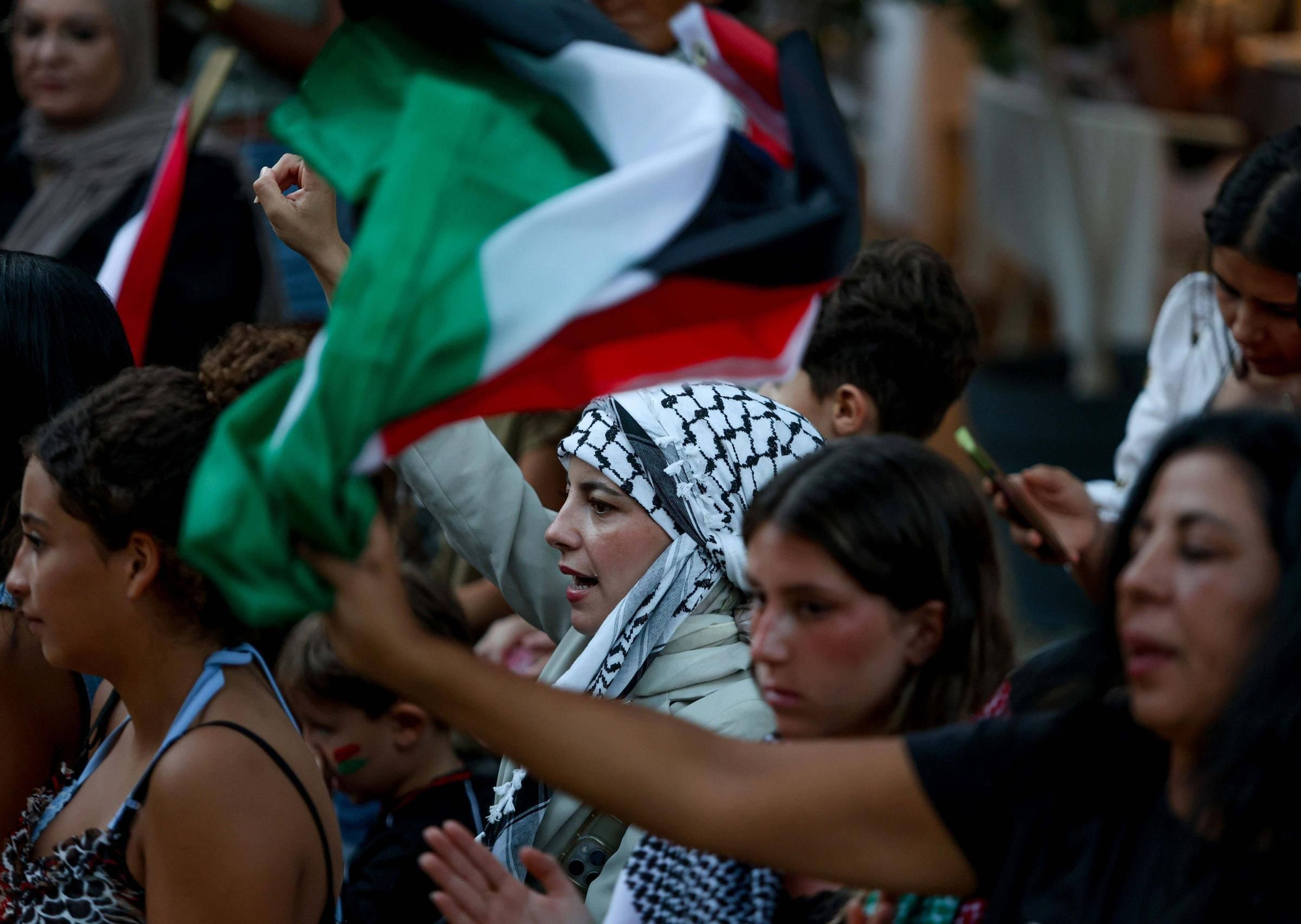Galería: 250 personas claman en Ibiza contra el genocidio en Gaza