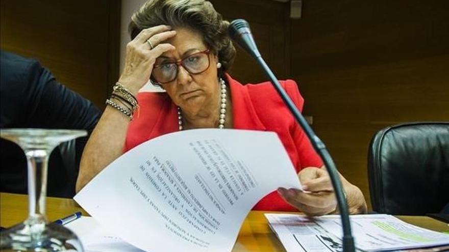 El juez inicia los trámites para imputar a Rita Barberá