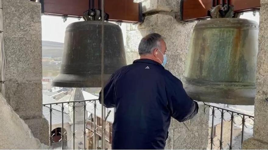 Repique de campanas en un pueblo de Zamora.