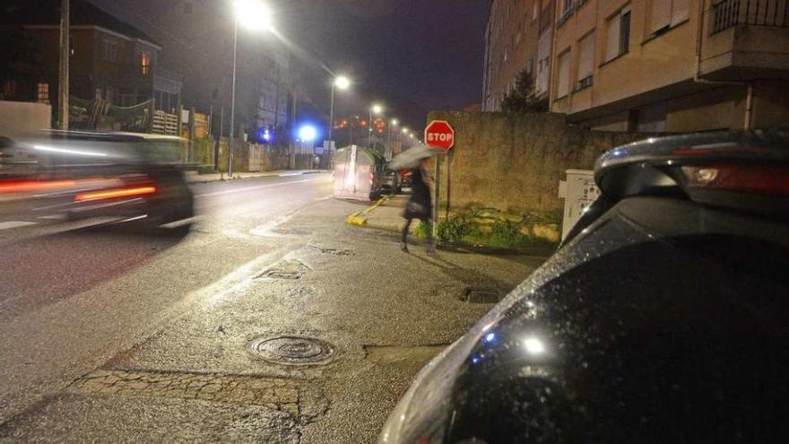 Cruce entre la Avenida de Vigo y la calle Álvaro Guitián. // Gonzalo Nüñez