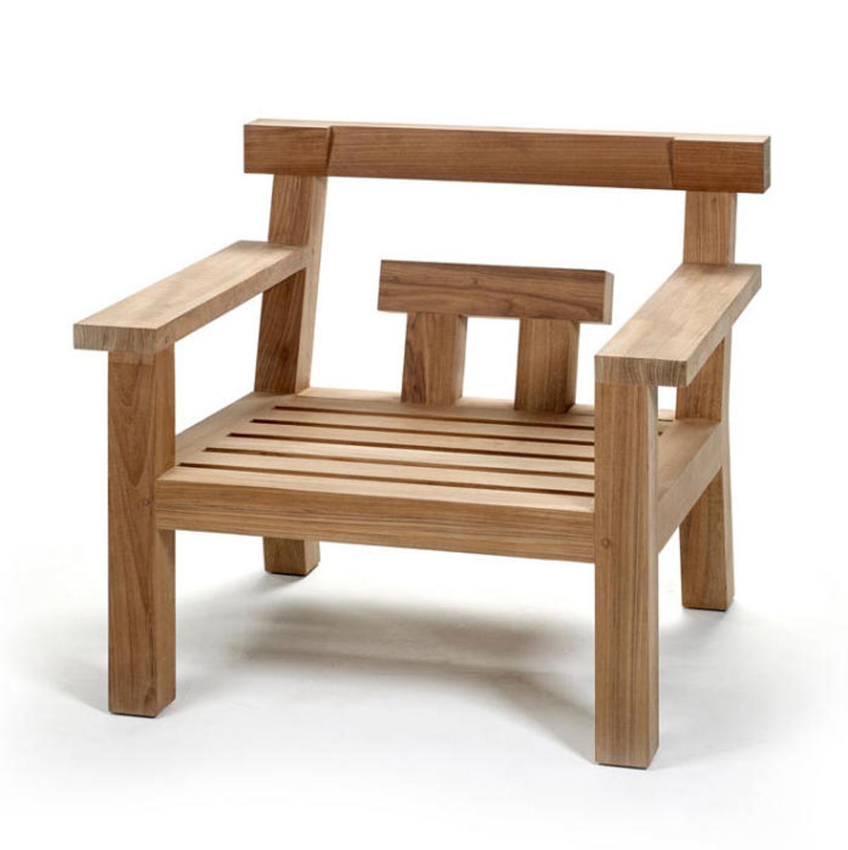Sillón Nara, rústico pero refinado, fruto de la colaboración del paisajista francés Louis Benech con Royal Botania