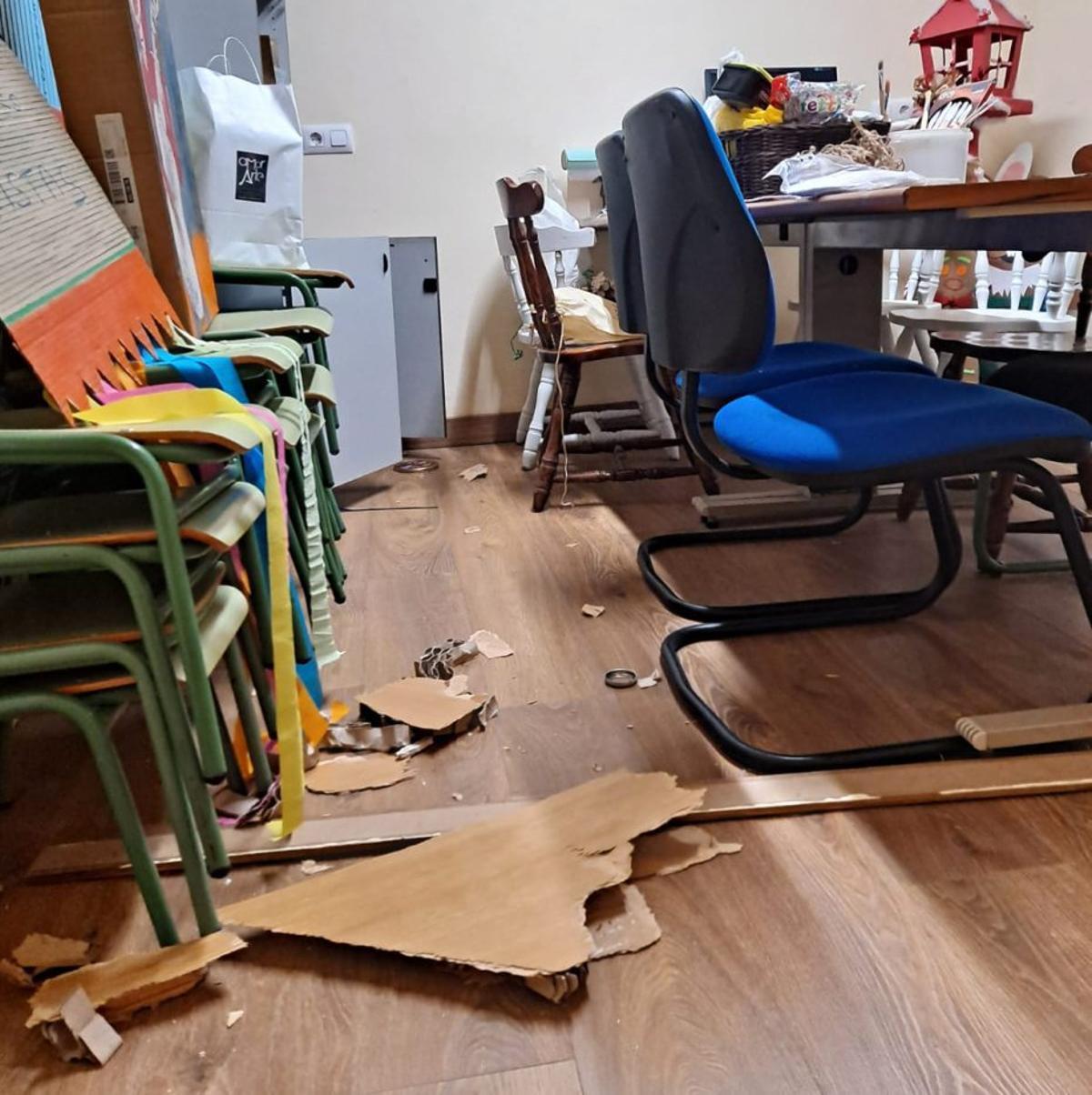 Desperfectos en la casa del conserje de Los Pericones. |