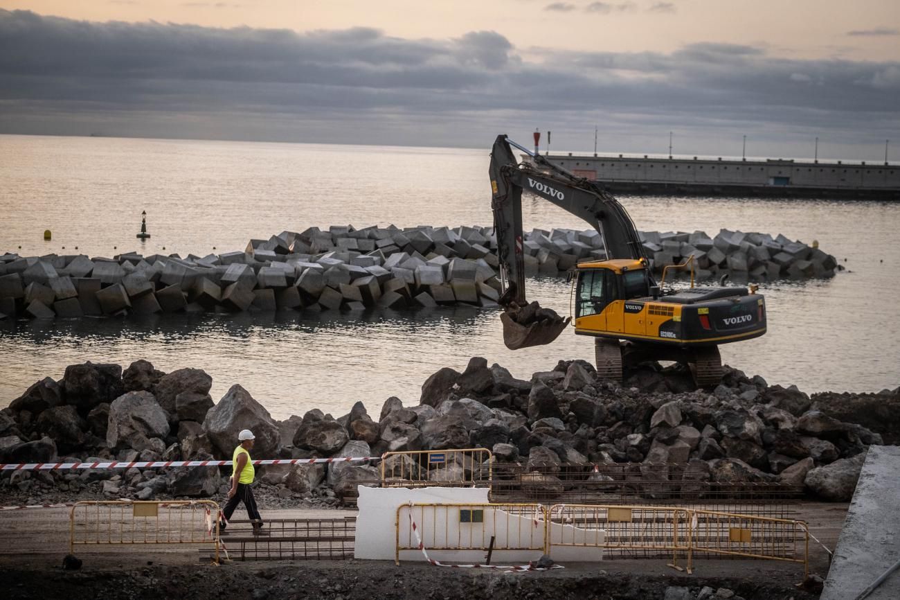 Visita del presidente del Gobierno a las obras del litoral de Valleseco