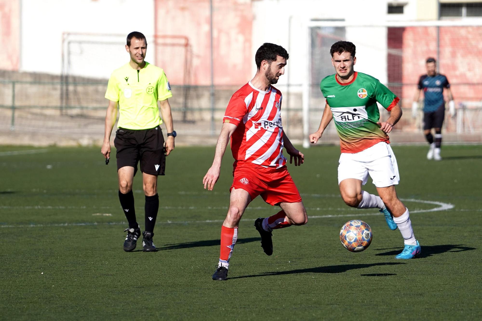 Imatges del partit CE Berga - Sant Quirze del grup 4 de Segona Catalana