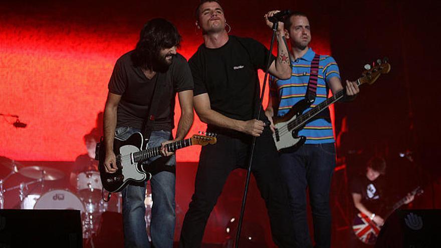 Los chicos de El Canto del Loco pusieron anoche patas arriba el Auditorio malagueño.