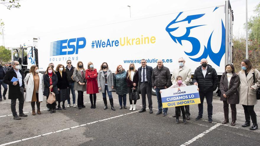 El camión solidario de la UMU viaja a la frontera de Ucrania con más de 24.000 kilos de material solidario