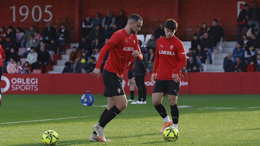 Alex Diego observa a Perrin en Mareo. |  MARCOS LEÓN