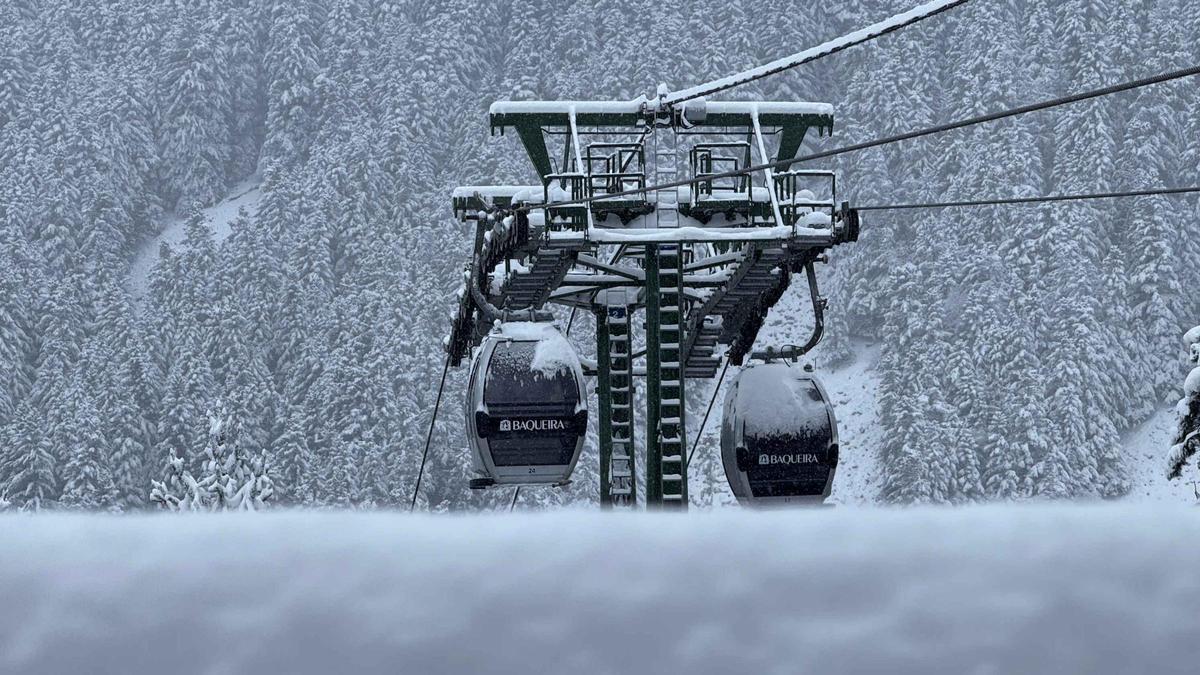 Baqueira Beret acumula hasta 40 cm de nieve nueva
