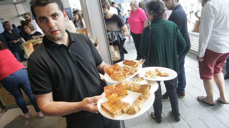 La Festa do Salmón permitirá degustar el plato rey de la gastronomía local. // Bernabé/Luismu