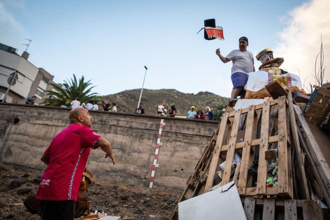 Hogueras de San Juan en Tenerife