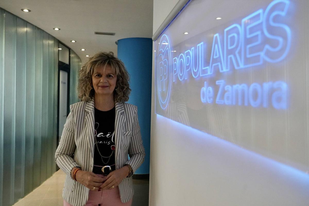 Entrevista a Elvira Velasco, candidata del PP a la Alcaldía