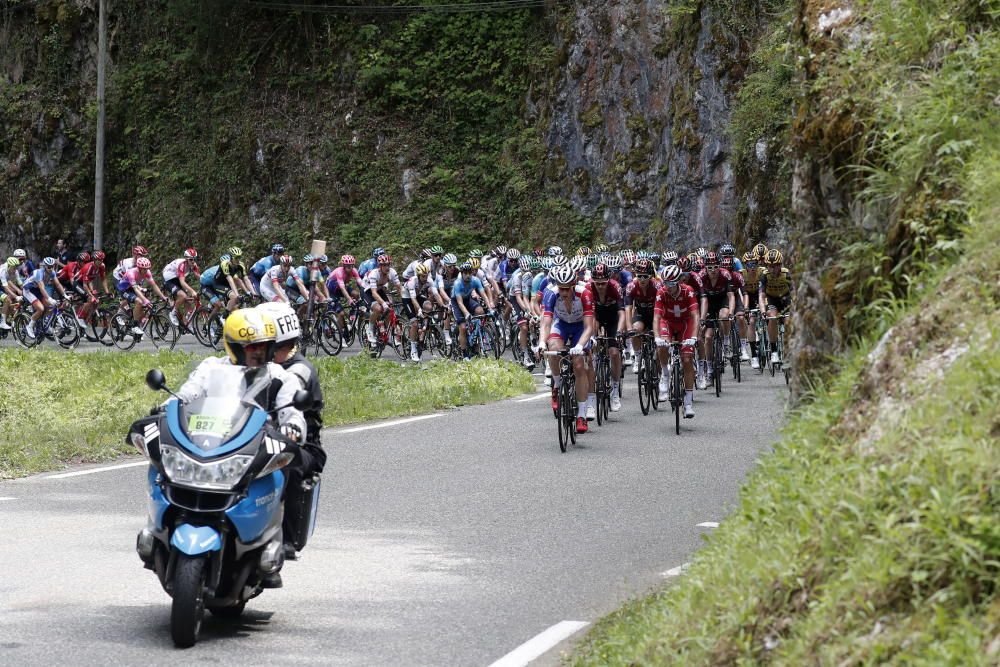 Tour de Francia: La 14ª etapa, en imágenes