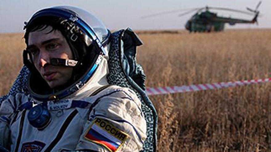 La nave Soyuz regresa con éxito a la Tierra
