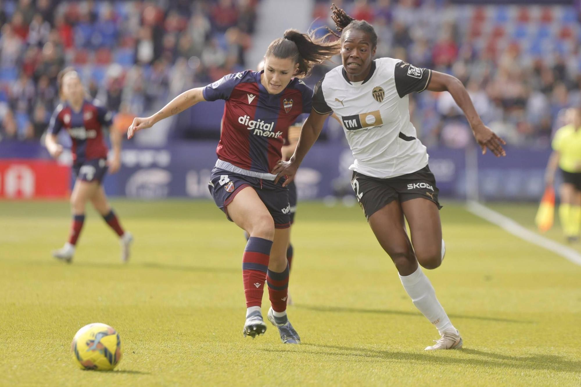 Las mejores fotos del Levante - Valencia de LaLiga F