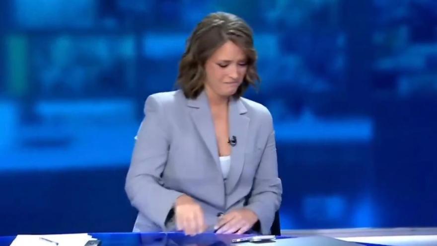 María Casado se despide de 'Informativos Telecinco' al borde del llanto: "Espero que pronto nos volvamos a ver"