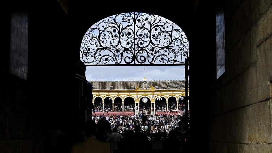 La Puerta del Príncipe de la corrida del Domingo de Resurrección de 2025 en Sevilla